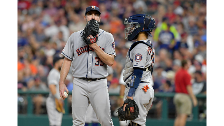 Houston Astros v Cleveland Indians