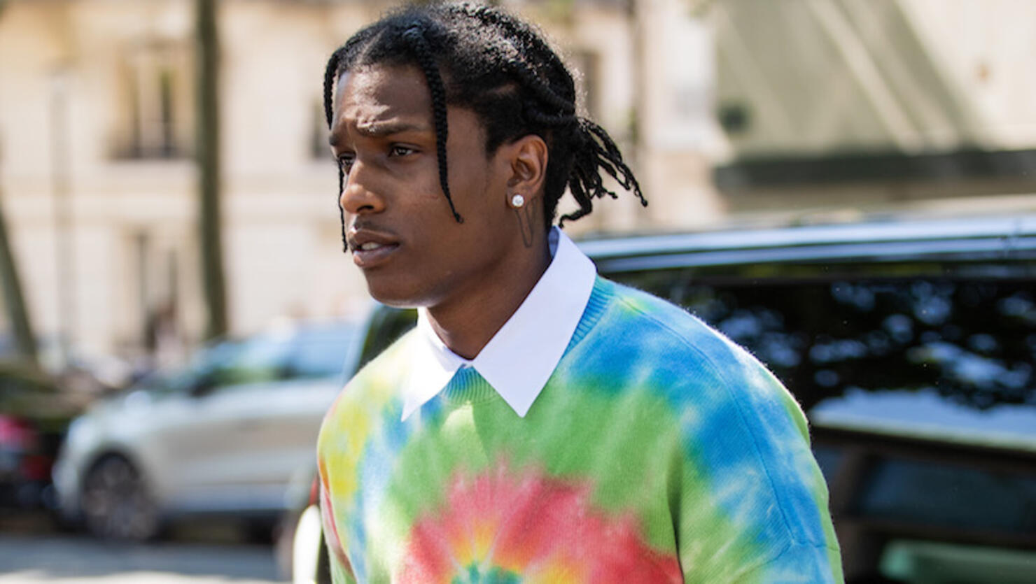 Street Style : Paris Fashion Week - Menswear Spring/Summer 2020 : Day Five