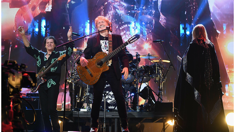 32nd Annual Rock & Roll Hall Of Fame Induction Ceremony - Show