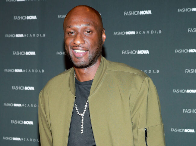 如何幫Odom戒性癮？未婚妻語出驚人：監控其手機，雙方約定婚前無性行為！-黑特籃球-NBA新聞影音圖片分享社區