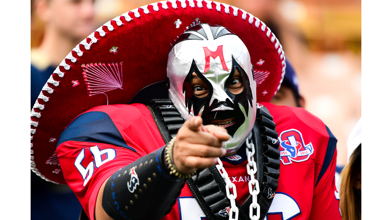 Houston Texans v Los Angeles Rams