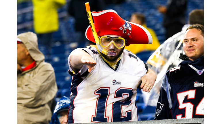 Pittsburgh Steelers v New England Patriots