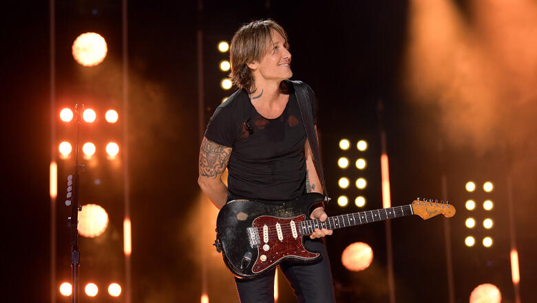 Keith Urban Recruits Fans To Help Build His Setlist 955