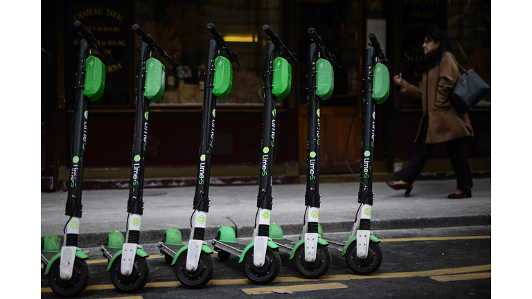 FRANCE-TRANSPORT-ROAD-SCOOTER-URBAN