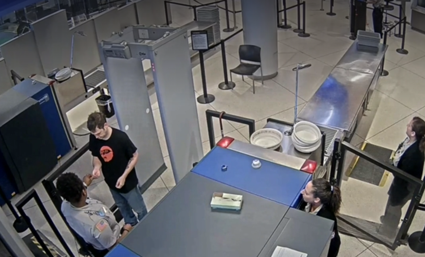 Airport security passes mean note to traveler
