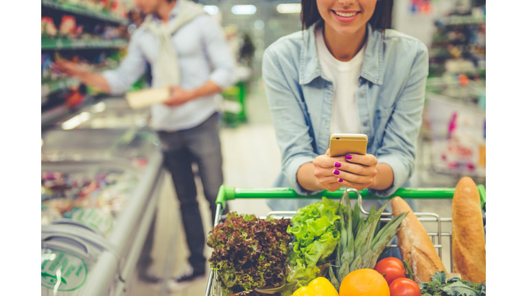 Couple in the supermarket