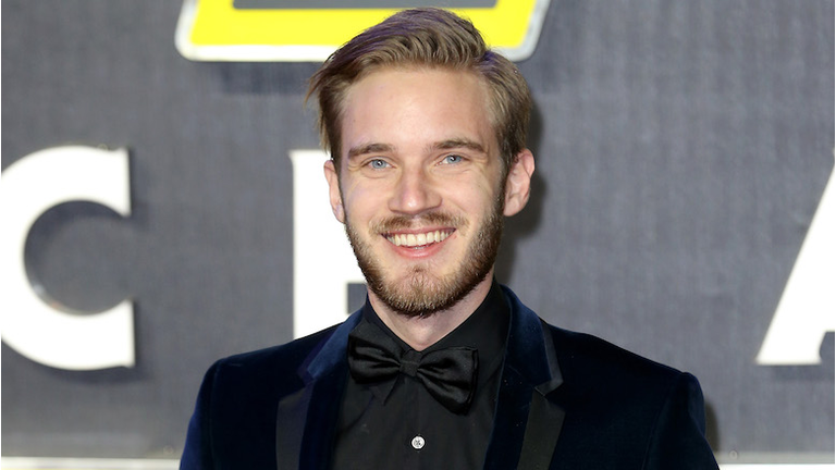 "Star Wars: The Force Awakens" - European Film Premiere - Red Carpet Arrivals