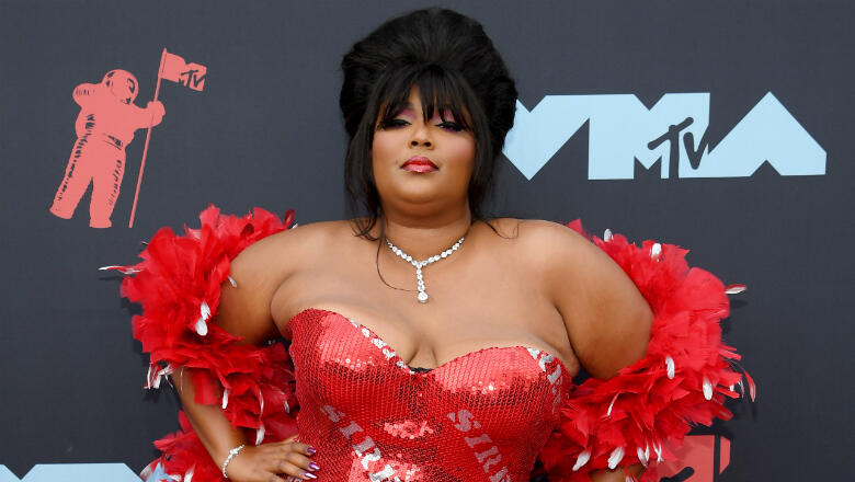 Lizzo Further Proves She's '100% That B**ch' At The 2019 VMAs - Thumbnail Image