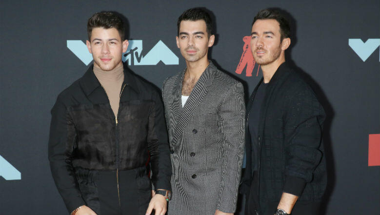 Jonas Brothers Rep New Jersey (And Bruce Springsteen) During 2019 MTV VMAs - Thumbnail Image