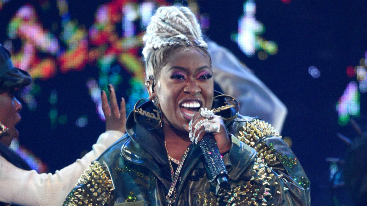 Missy Elliott Reminds EVERYONE Why She's Missy Elliott At The 2019 VMAs