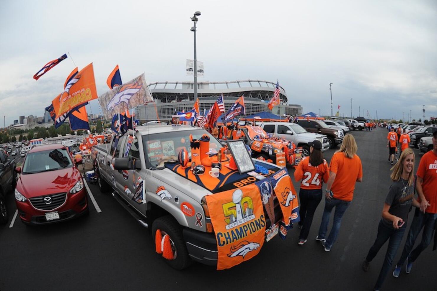 Denver Broncos Tailgate  Mile High Stadium Guide