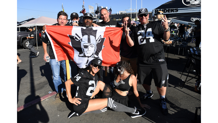 Los Angeles Rams v Oakland Raiders