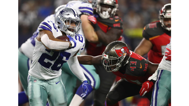 Tampa Bay Buccaneers v Dallas Cowboys