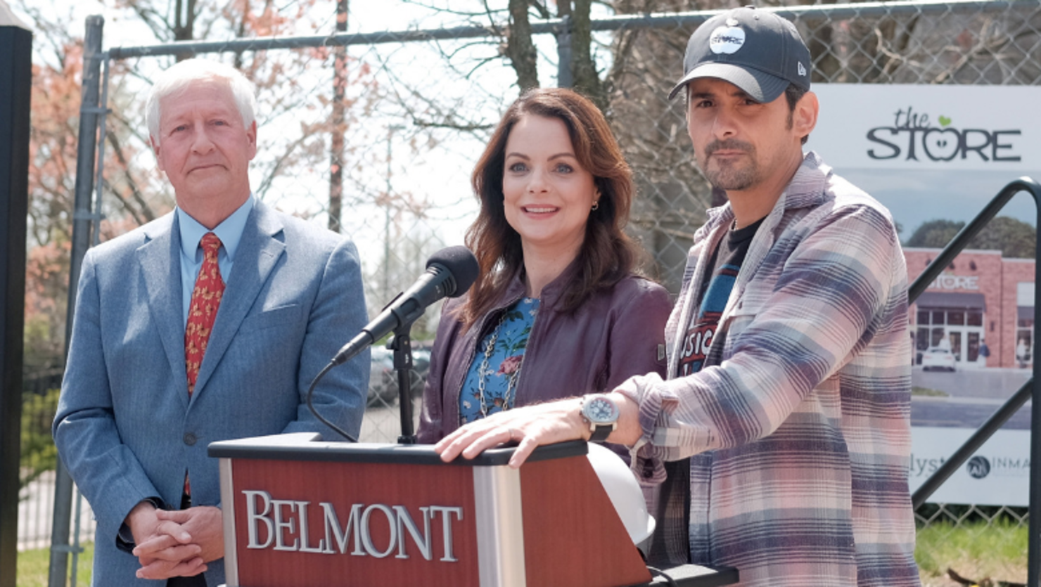 Brad Paisley's Free Grocery Store Earns $1.5 Million Grant