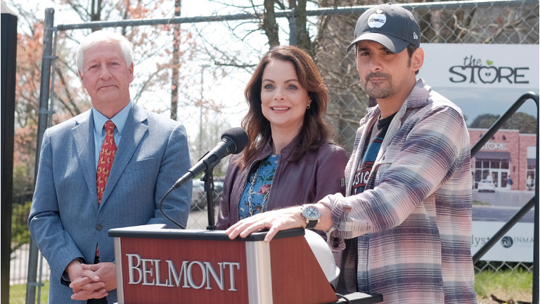 Brad Paisley's Free Grocery Store Earns $1.5 Million Grant