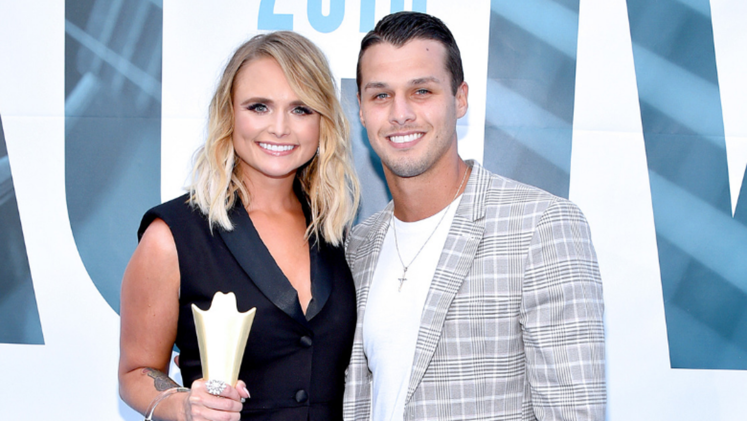 Miranda Lambert Gives Sweet Shout-Out To Her Husband On Stage