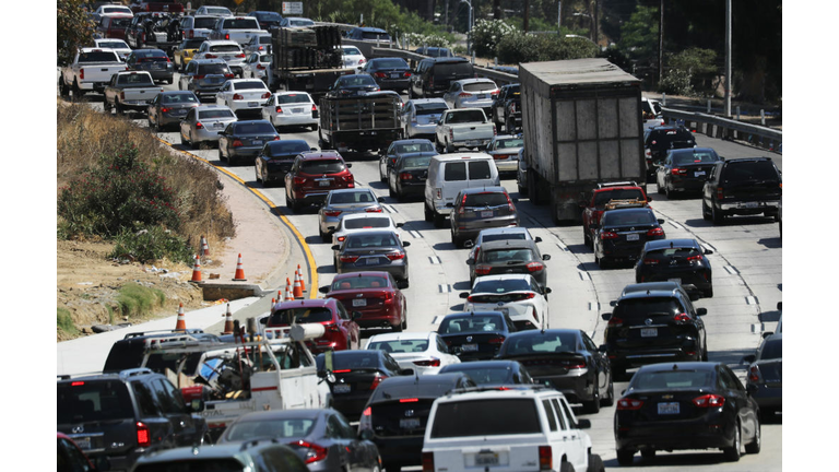Traffic Builds As Travelers Hit The Road Ahead Of Labor Day Weekend