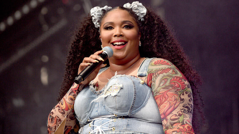 Lizzo Debuts New Mermaid Green Hair In Topless Selfies | iHeart