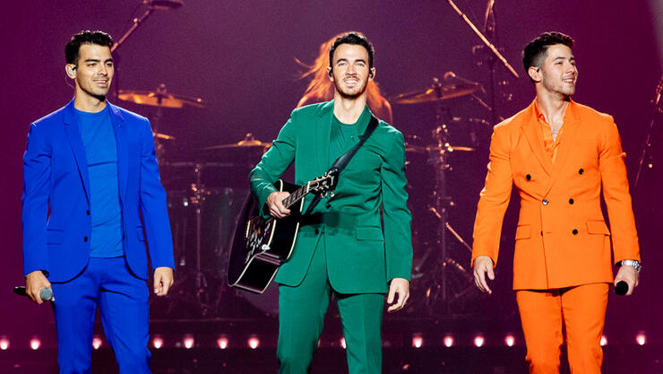 The Jonas Brothers Make Their 'Comeback' At NYC's Madison Square Garden ...