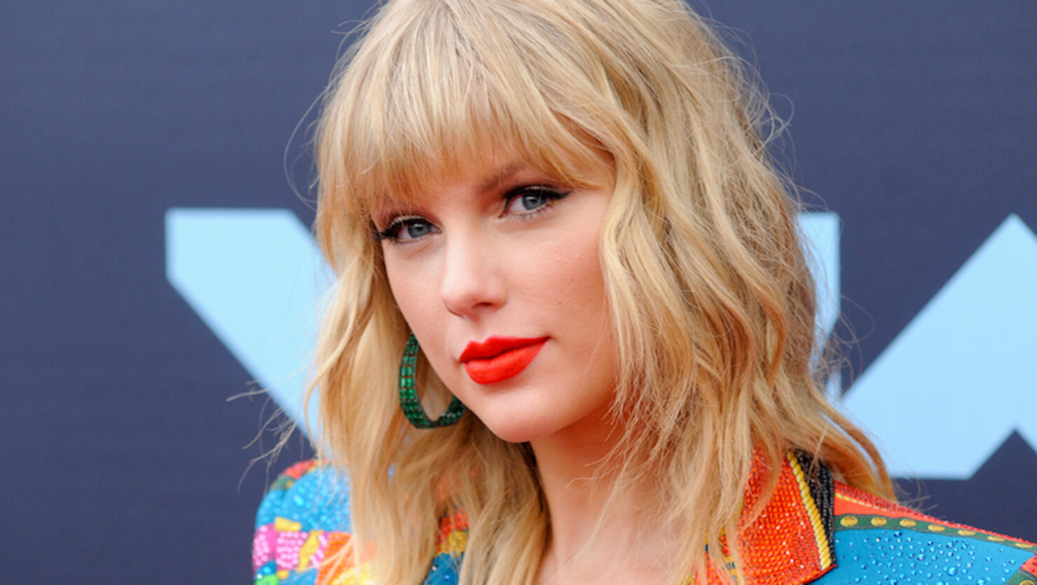 Taylor Swift attends the 2019 MTV Video Music Video Awards