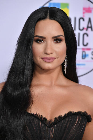 Demi Lovato Posts Unedited IG Pic For the 1st Time "My Biggest Fear" - Thumbnail Image