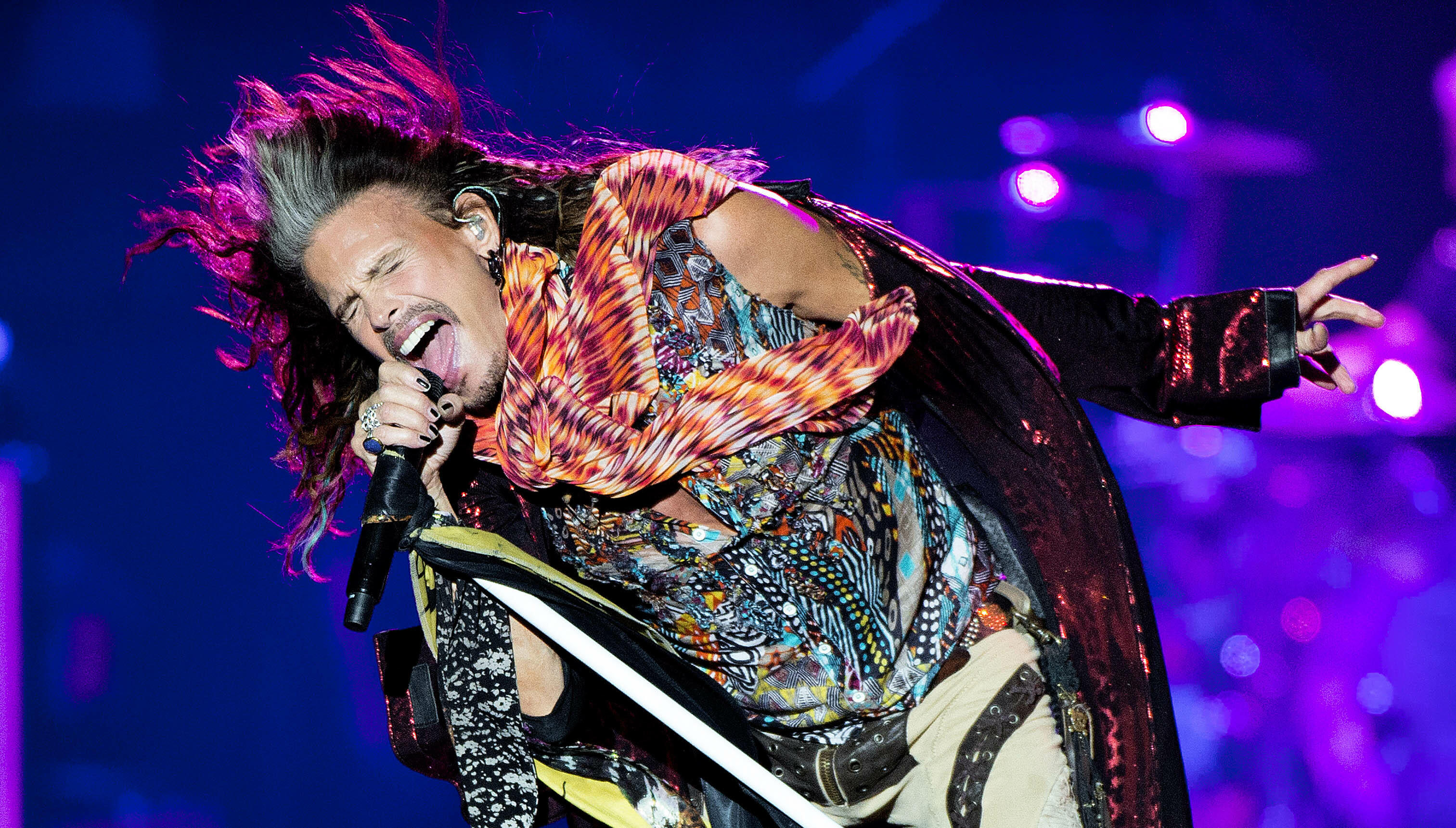 AEROSMITH fan filmed videos from Las Vegas January 29, 2020 