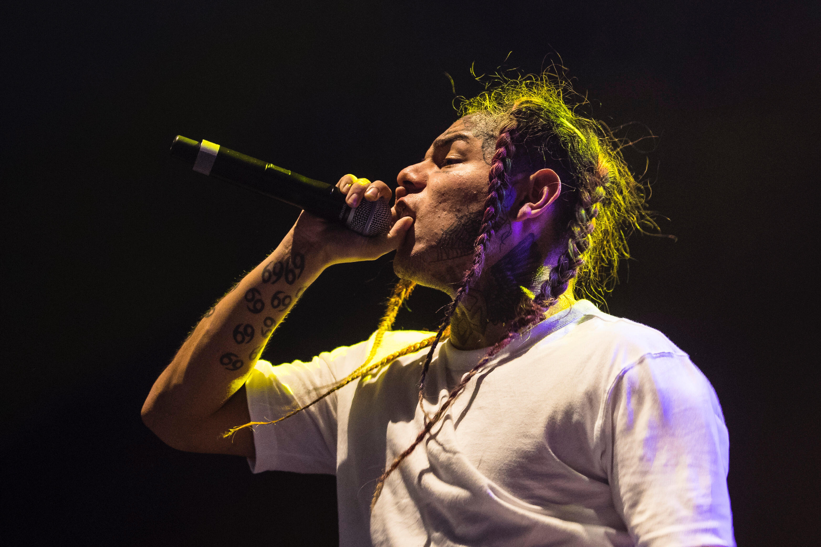 6ix9ine Former Manager Shotti Has Been Sentenced To 15 Years In Prison ...