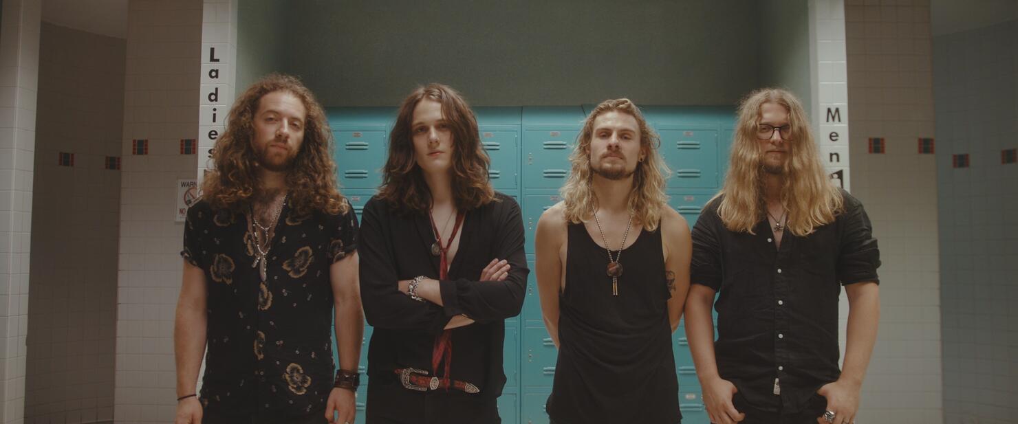 Tyler Bryant & The Shakedown