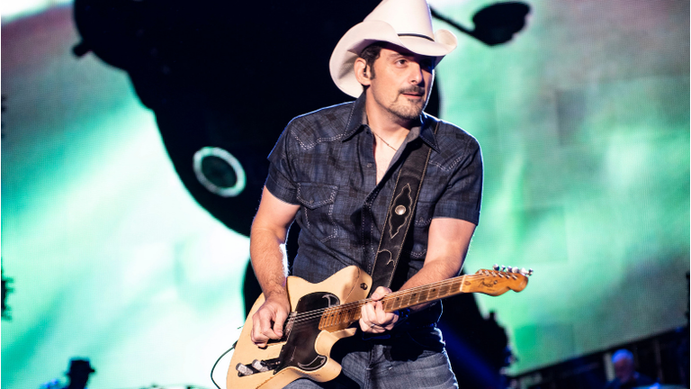 Brad Paisley To Star In New Amazon Comedy Series 'Fish Out Of Water'