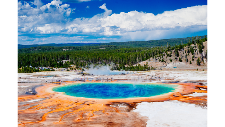 Yellowstone Grand Prismatic Spring-getty images