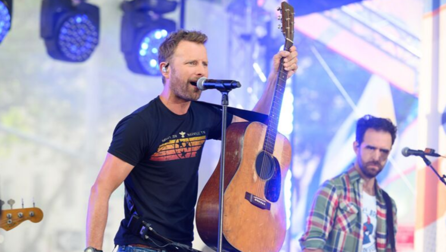 Dierks Bentley, Darius Rucker And More To Perform Hurricane Relief Concert