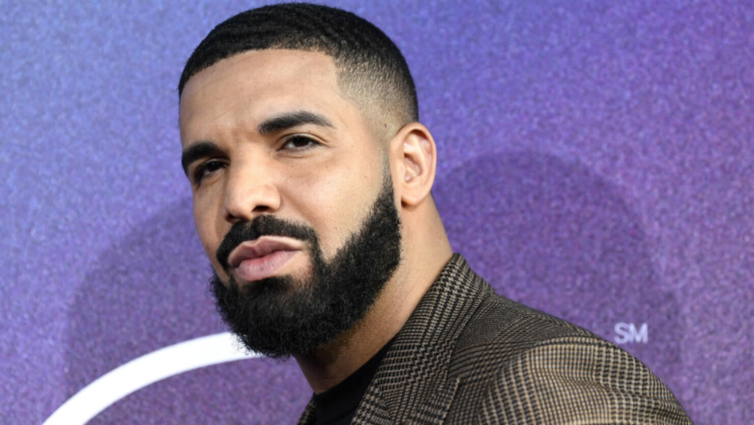 Drake Announces OVO Pop-Up Store In Las Vegas With Weekly Exclusives