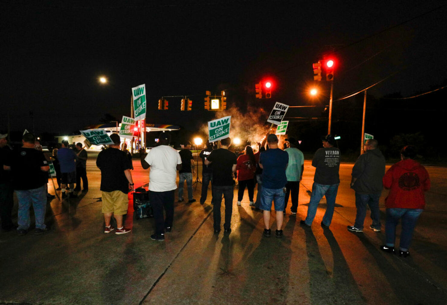 United Auto Workers Begin Largest National Strike Since 1982
