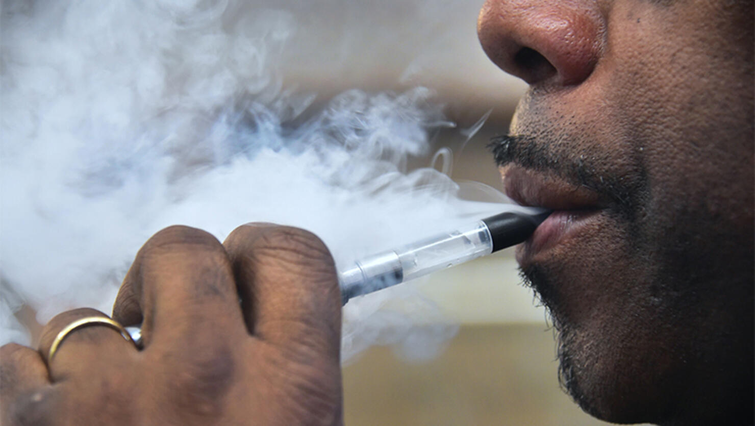 US-DRUGS-LAW-POLITICS-DISCRIMINATION-RACE