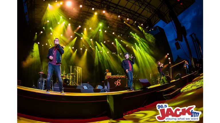 98 Degrees and Boyz II Men at the Washington State Fair 