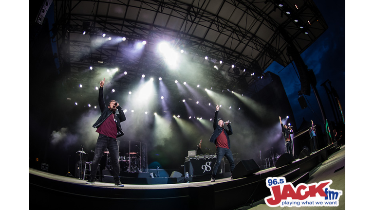 98 Degrees and Boyz II Men at the Washington State Fair 