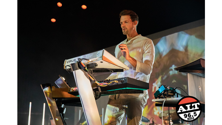 Tycho at the Paramount Theatre with Poolside