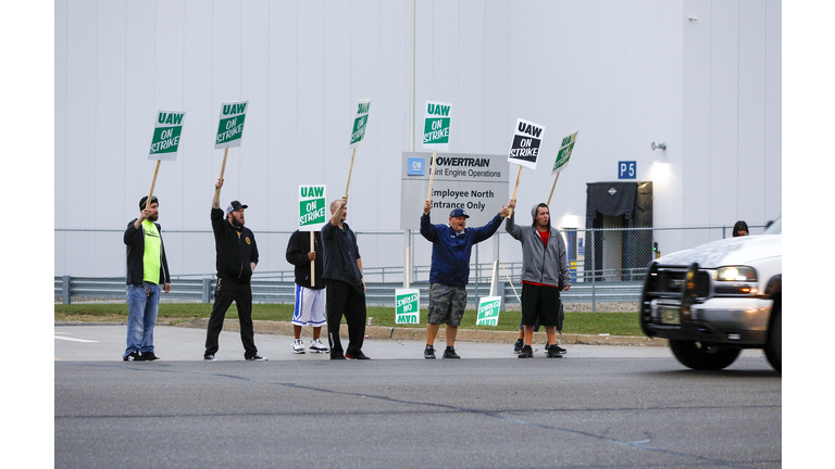 United Auto Workers Begin Largest National Strike Since 1982