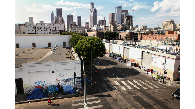 Los Angeles Seeks To Increase Restrictions On Homeless Sleeping On Sidewalks