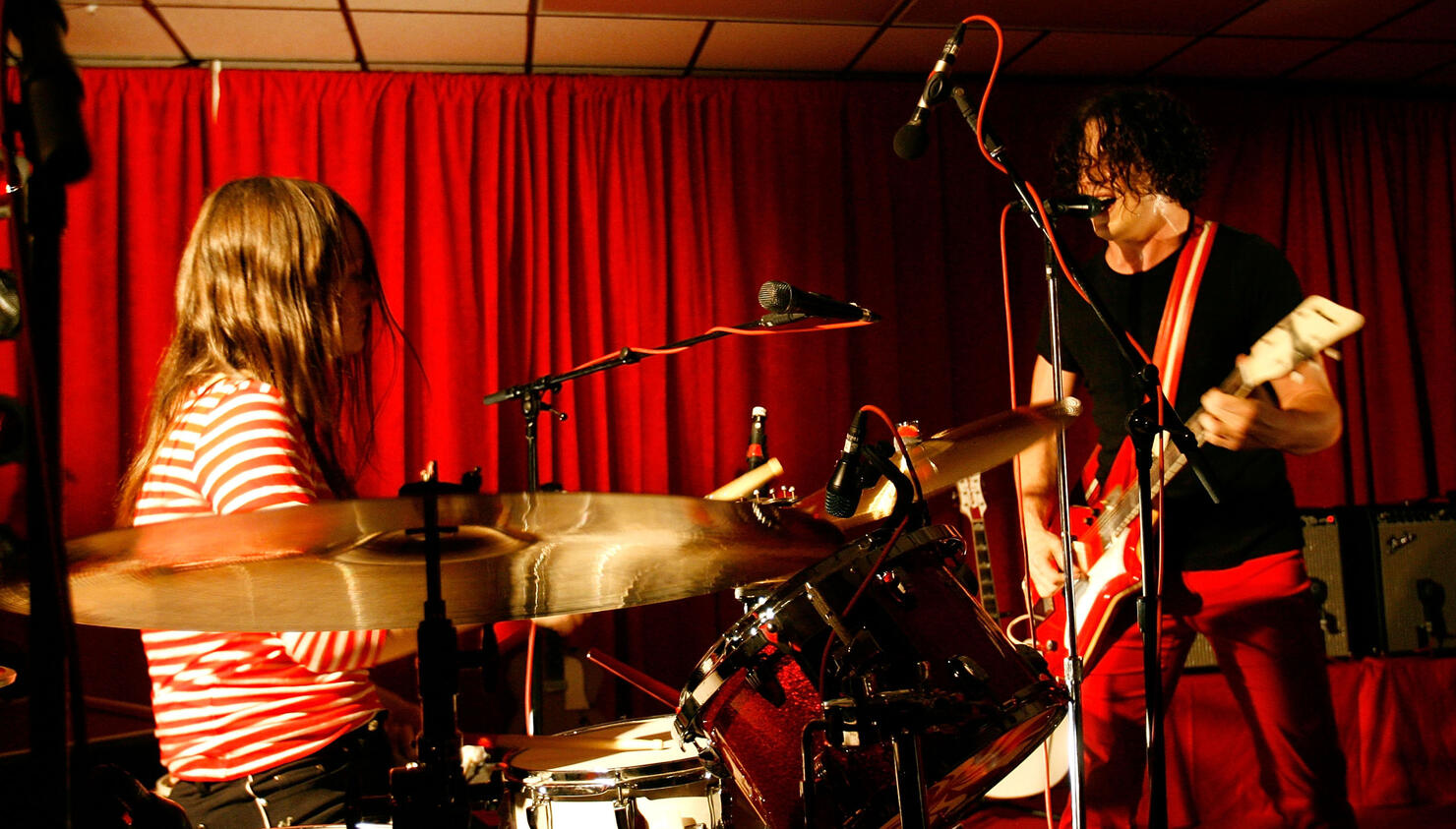 white stripes tour