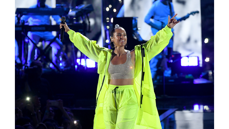 2019 iHeartRadio Music Festival - Night 2 – Show