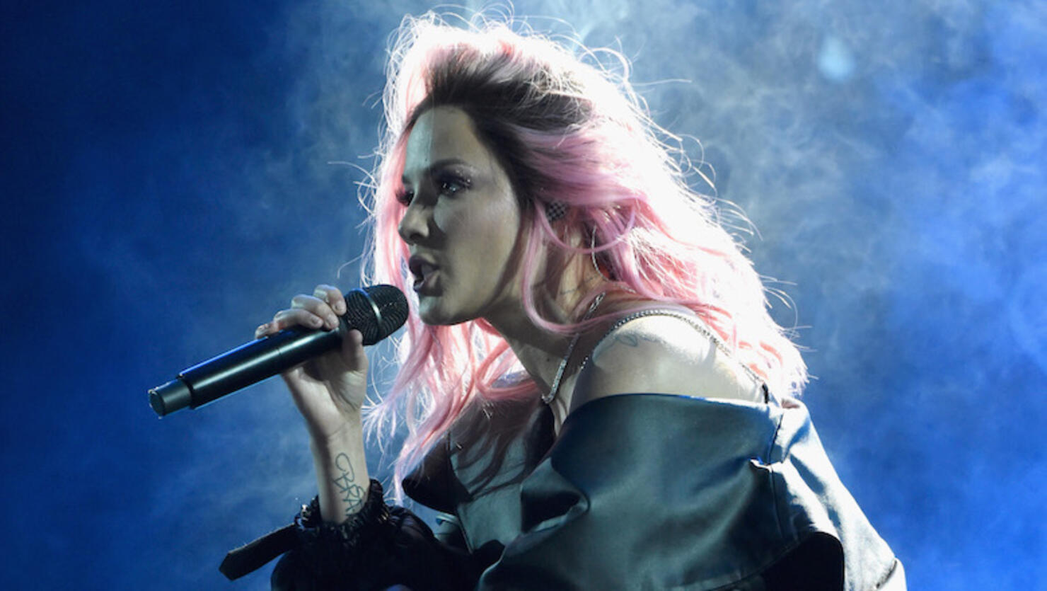 Halsey Announces 'Manic World Tour' See The Dates iHeart