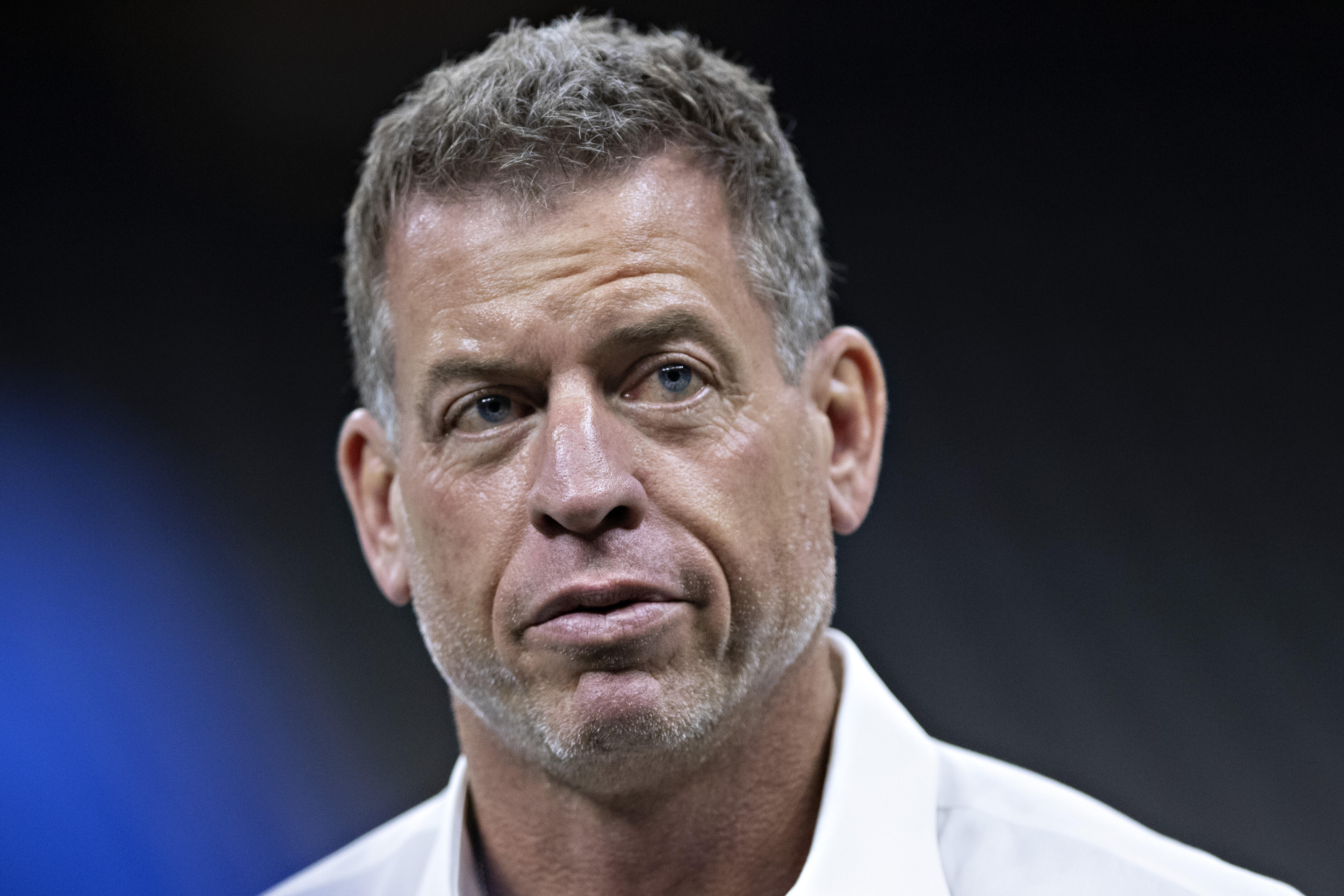 Troy Aikman is becoming an amazing follow on twitter! - Thumbnail Image