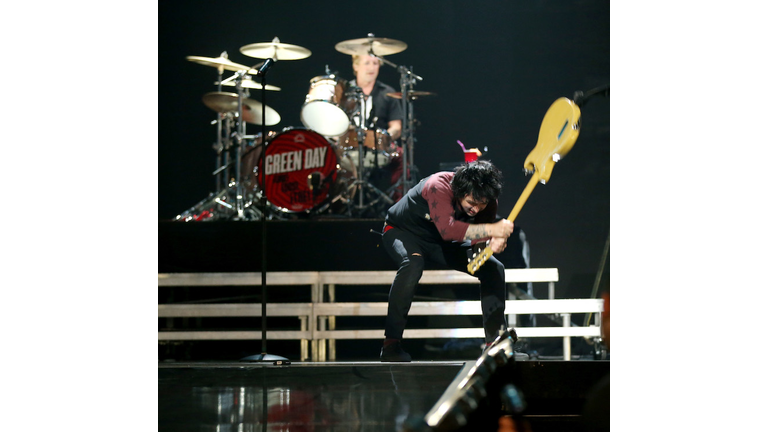 2012 iHeartRadio Music Festival - Day 1 - Show