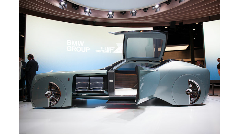 BMW Group Unveils Three Vision Next 100 Vehicles to Celebrate its Centenary