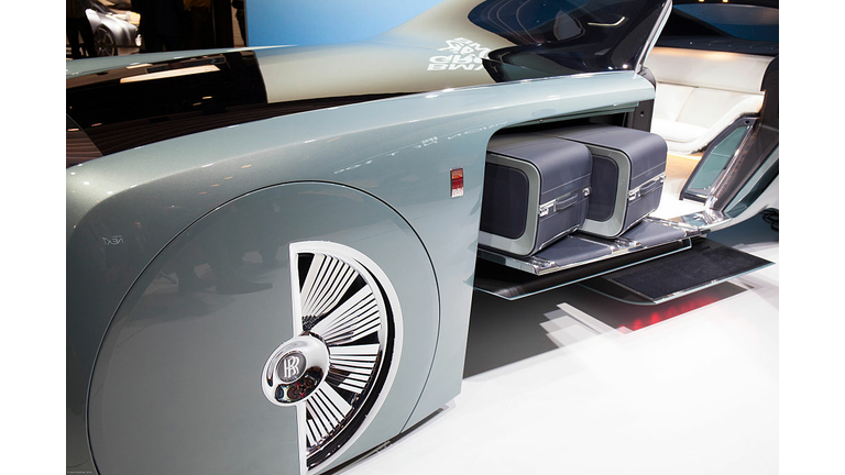 BMW Group Unveils Three Vision Next 100 Vehicles to Celebrate its Centenary