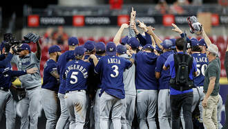 GALLERY: Milwaukee Brewers clinch 2019 playoff spot