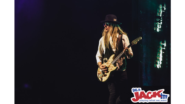 Alice in Chains and City and Colour at WaMu