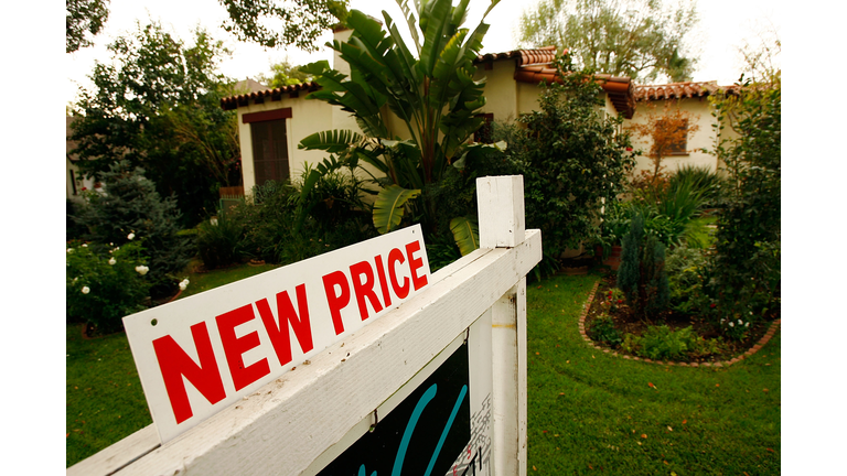 S&P Index Reports Record Drop In U.S. Home Prices