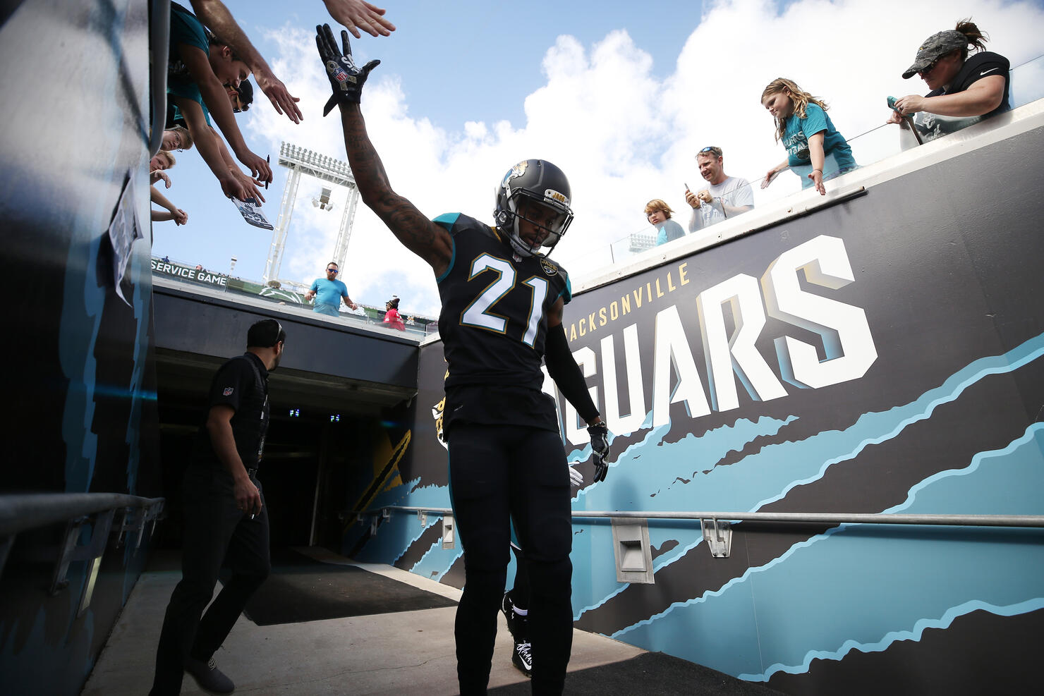 Los Angeles Chargers v Jacksonville Jaguars